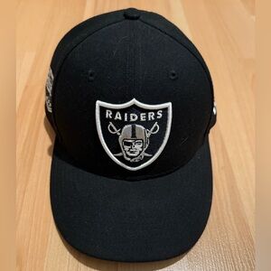 New Era Black Raiders Fitted Hat